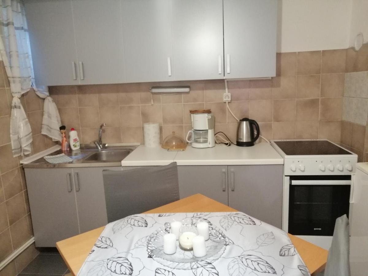 Apartment Barbara Kulen Vakuf Eksteriør billede